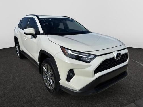 2022 Toyota RAV4 XLE Premium