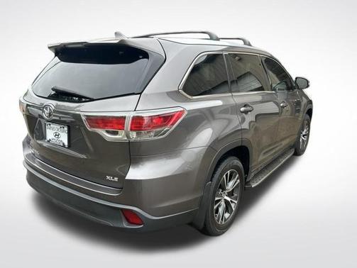 Predawn Gray Mica 2016 Toyota Highlander XLE