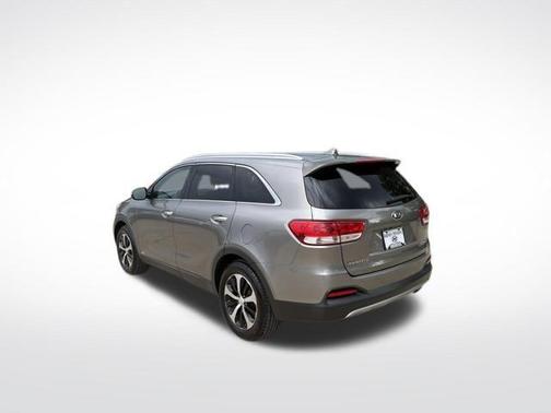 Titanium Silver 2017 Kia Sorento EX