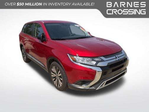 Red 2020 Mitsubishi Outlander ES