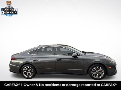 2022 Hyundai SONATA SEL