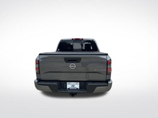 Gun Metallic 2024 Nissan Frontier SV