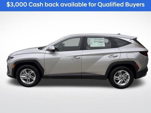 Shimmering Silver 2026 Hyundai TUCSON SE