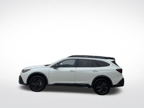 Crystal White Pearl 2021 Subaru Outback Onyx Edition XT