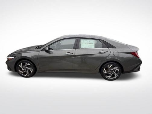 Amazon Gray 2026 Hyundai ELANTRA Limited