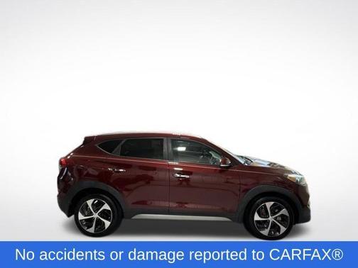 Ruby Wine 2017 Hyundai TUCSON Limited