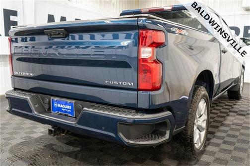 2022 Chevrolet Silverado 1500 Custom