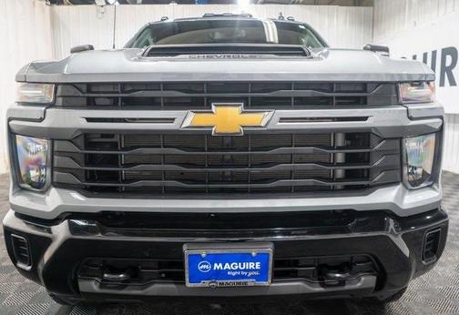 2024 Chevrolet Silverado 2500 Custom