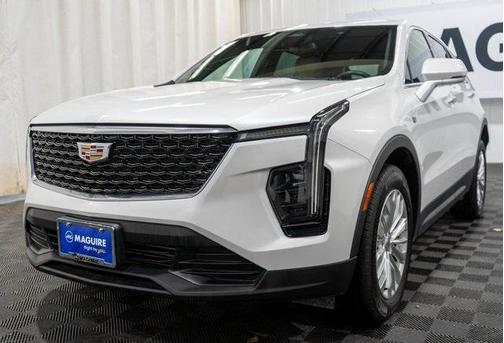 2024 Cadillac XT4 Luxury