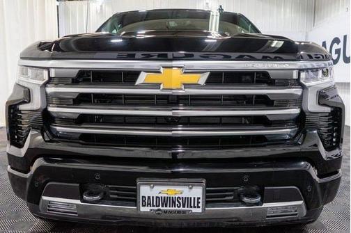 2025 Chevrolet Silverado 1500 High Country