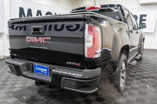 2022 GMC Canyon AT4 w/Leather