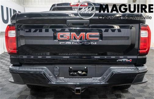 2023 GMC Canyon AT4