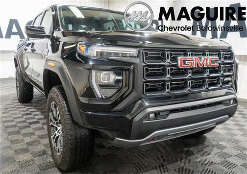 2023 GMC Canyon AT4