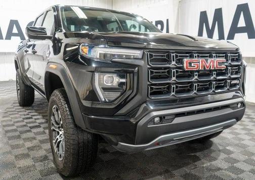 2023 GMC Canyon AT4