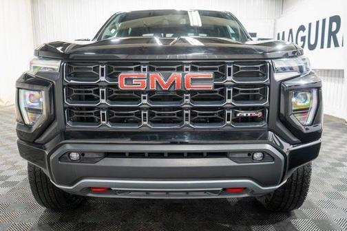 2023 GMC Canyon AT4
