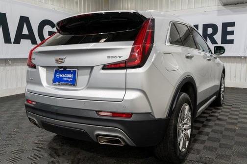 2022 Cadillac XT4 Premium Luxury