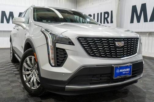 2022 Cadillac XT4 Premium Luxury
