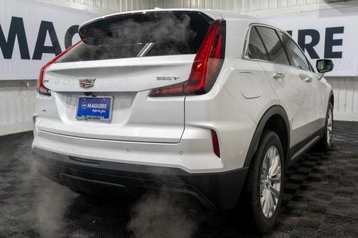 2024 Cadillac XT4 Luxury