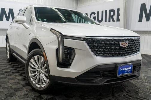 2024 Cadillac XT4 Luxury