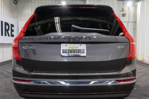 2024 Volvo XC90 B5 Core Bright Theme