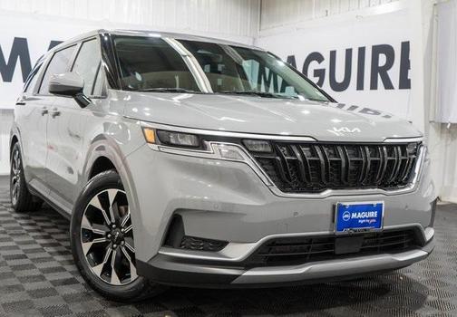 2024 Kia Carnival EX