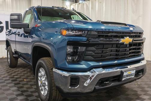 2025 Chevrolet Silverado 3500 WT