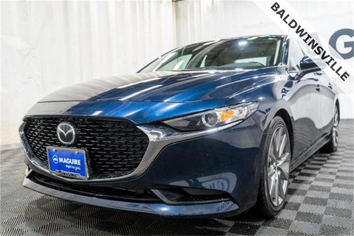 2022 Mazda Mazda3 AWD w/Preferred Package