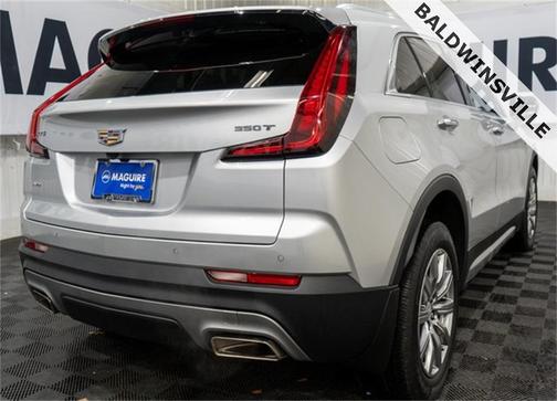 2021 Cadillac XT4 Premium Luxury