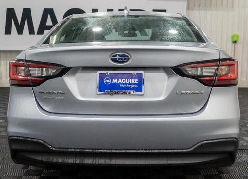 2022 Subaru Legacy Base (CVT)