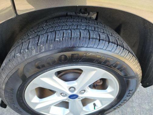 2017 Ford Edge SE