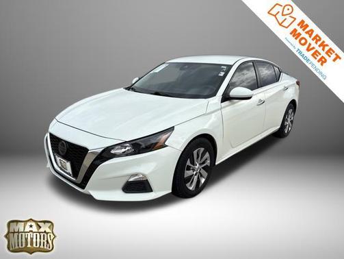 Glacier White 2022 Nissan Altima S FWD