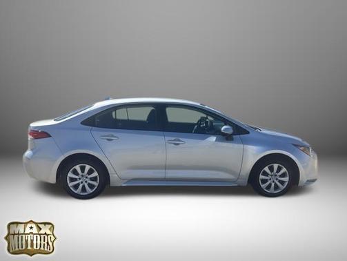 Classic Silver Metallic 2022 Toyota Corolla LE
