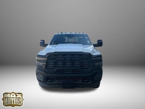 2025 RAM 2500 Tradesman Crew Cab 4x4 6'4' Box