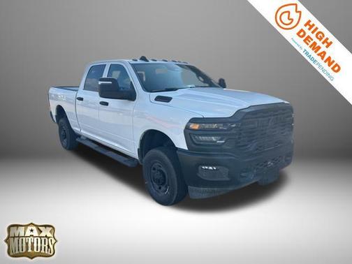 2025 RAM 2500 Tradesman Crew Cab 4x4 6'4' Box