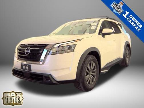 Pearl White Tricoat 2022 Nissan Pathfinder SV 2WD