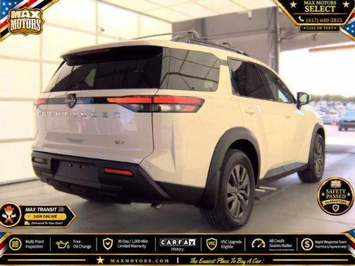 Pearl White Tricoat 2022 Nissan Pathfinder SV 2WD