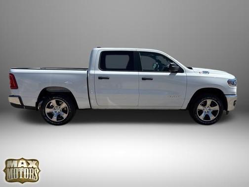 Bright White Clearcoat 2026 RAM 1500 Tradesman