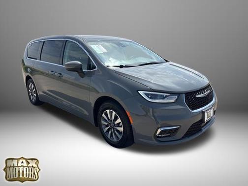 Ceramic Gray Clearcoat 2023 Chrysler Pacifica Hybrid Touring L