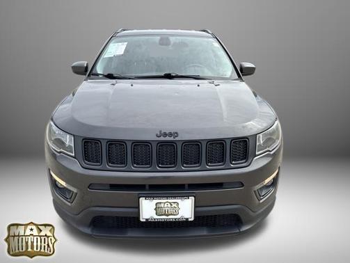 Granite Crystal Metallic Clearcoat 2019 Jeep Compass Latitude