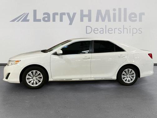 2014 Toyota Camry LE