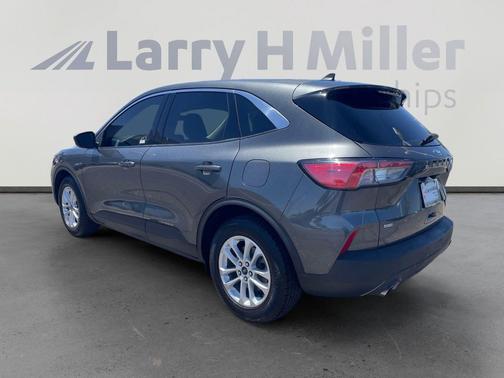 Magnetic Metallic 2020 Ford Escape SE