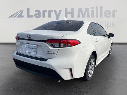 2024 Toyota Corolla Hybrid LE