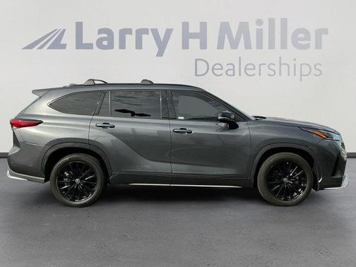 2023 Toyota Highlander XSE