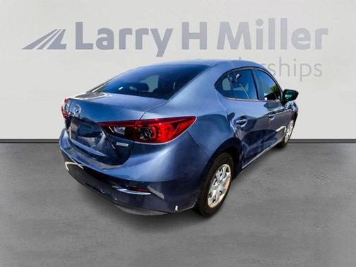 2016 Mazda Mazda3 i Sport