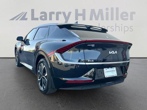 2022 Kia EV6 Wind