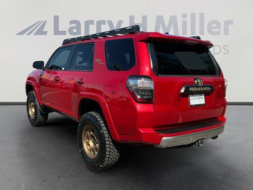 Barcelona Red Metallic 2018 Toyota 4Runner TRD Off Road Premium