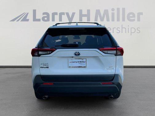 2021 Toyota RAV4 Hybrid LE