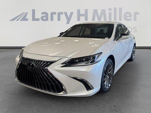 2024 Lexus ES 300h Luxury