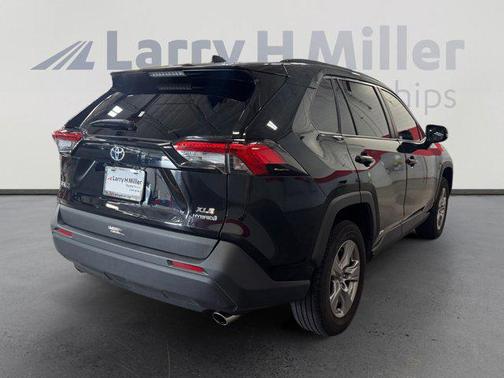 2023 Toyota RAV4 Hybrid XLE