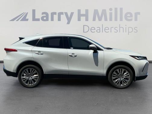 Wind Chill Pearl 2023 Toyota Venza Limited